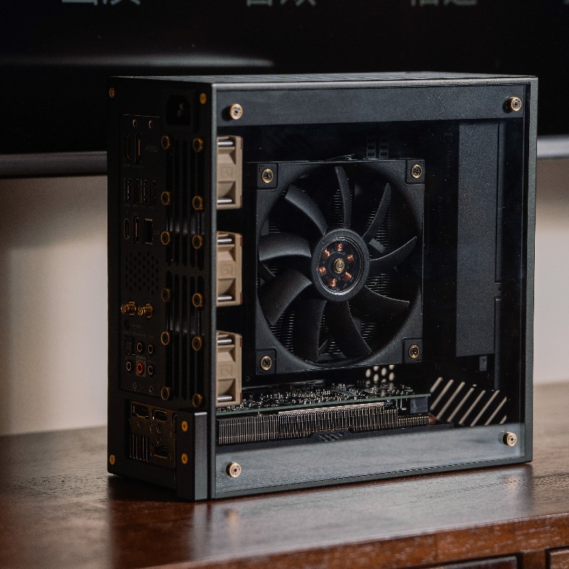 LP P6 ITXケース アルミニウムCNCミニPCシャーシ - Sff Mini Itx Cnc Aluminum Chassis のレビューと価格